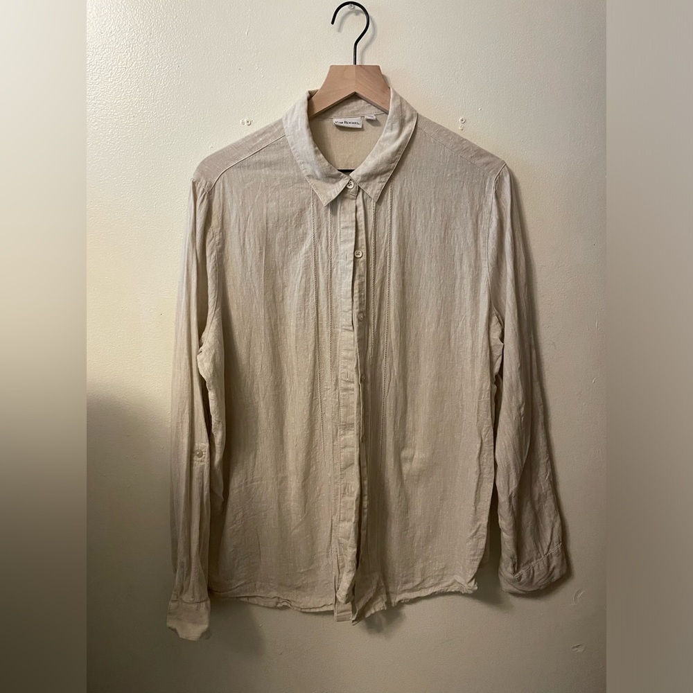 Kim Rodgers women’s size large oatmeal colored blouse